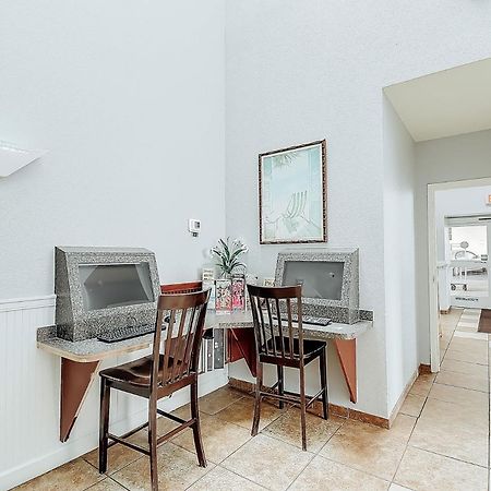 Ocean Front Comfy Condo W/Kitchen, Sleeps 4, Snowbird Paradise Мертл-Біч Екстер'єр фото